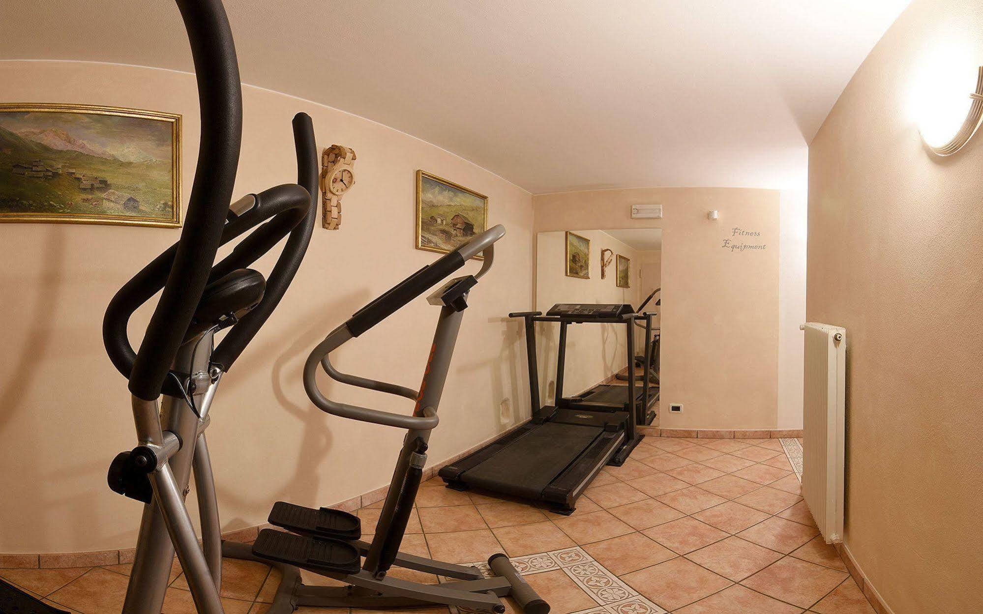 Residence Rautal B&B ***S San Vigilio Di Marebbe Bagian luar foto